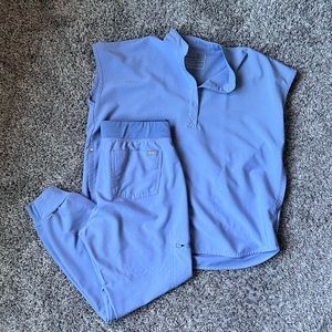 FIGS Vapor Blue Scrub set.